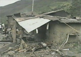 casa campesina destruida por el ELN
