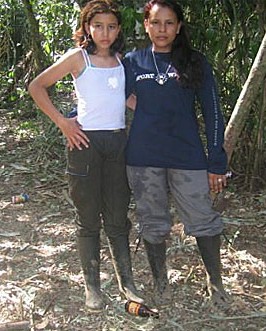 Niñas secuestradas por la guerrilla